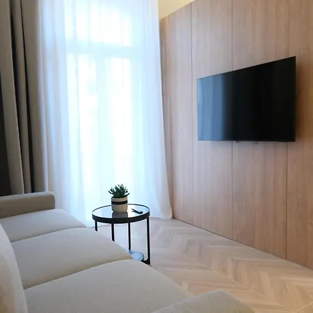 Essence 55 Living 4* עיר רודוס