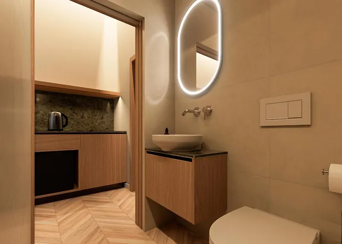 Aparthotel Essence 55 Living 4*