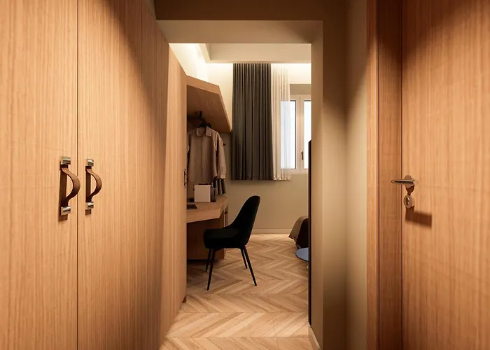 Essence 55 Living Aparthotel 4*